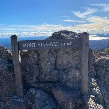 Climatise Avec Piscine Et Parking Prive Apartamento Fréjus