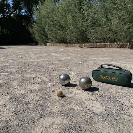 Climatise Avec Piscine Et Parking Prive Apartamento Fréjus