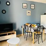 Appartamento Climatisé Avec Piscine Et Parking Privé