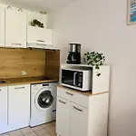 Climatisé Avec Piscine Et Parking Privé Appartamento *