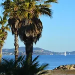 Climatisé Avec Piscine Et Parking Privé