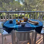 Climatisé Avec Piscine Et Parking Privé