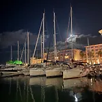 Appartamento Climatisé Avec Piscine Et Parking Privé Fréjus