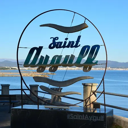 Apartment Climatise Avec Piscine Et Parking Prive Frejus