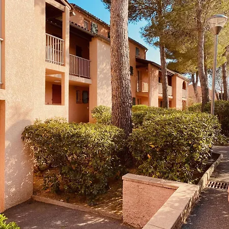 Climatise Avec Piscine Et Parking Prive Apartmán *