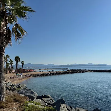 Climatise Avec Piscine Et Parking Prive Apartmán