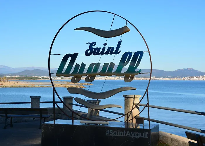 Apartmán Climatise Avec Piscine Et Parking Prive Fréjus